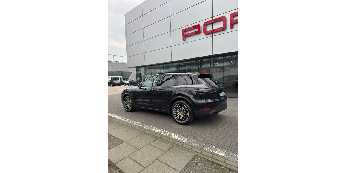 Porsche Cayenne 110.000 km 60.690 &euro; Oyten 28876