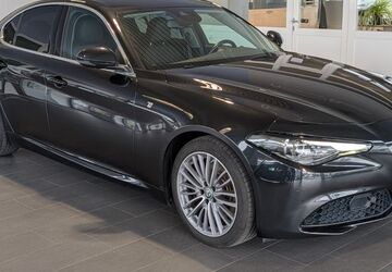 Alfa Romeo Giulia 158.550 km 19.950 &euro; Achim Bierden 28832