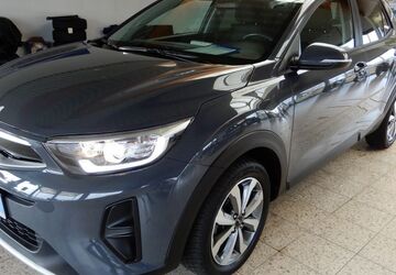 Kia Stonic 61.000 km 15.490 &euro; Syke 28857
