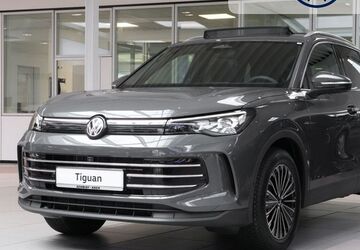VW Tiguan 1.250 km 49.850 &euro; Bremen 28207