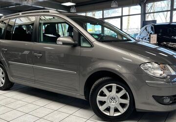 VW Touran 216.800 km 4.490 &euro; Bremen 28207