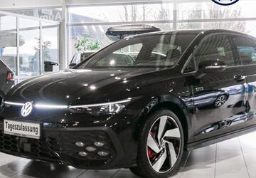 VW Golf 4.500 km 52.440 &euro; Bremen 28757
