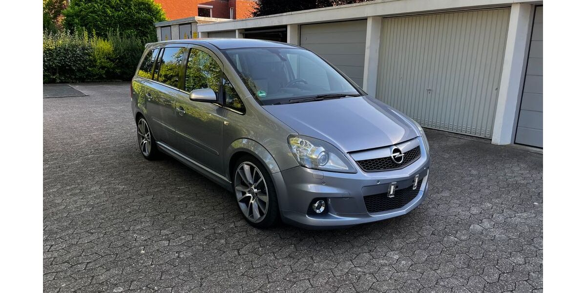 Opel Zafira 146.000 km 8.900 &euro; Bremen 28717