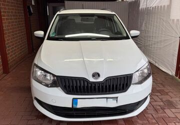 Skoda Fabia 129.716 km 6.450 &euro; Hude 27798
