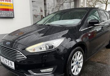 Ford Focus 90.000 km 14.490 &euro; Delmenhorst 27751