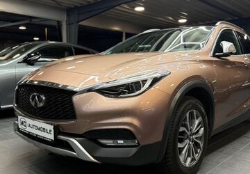 INFINITI QX30 157.000 km 14.999 &euro; Osterholz-Scharmbeck 27711