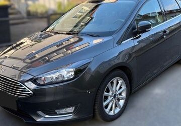 Ford Focus 56.000 km 10.500 &euro; Bremen 28219