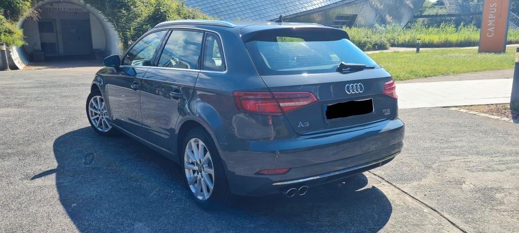 Audi A3 133.000 km 12.900 &euro; Bremen 28203