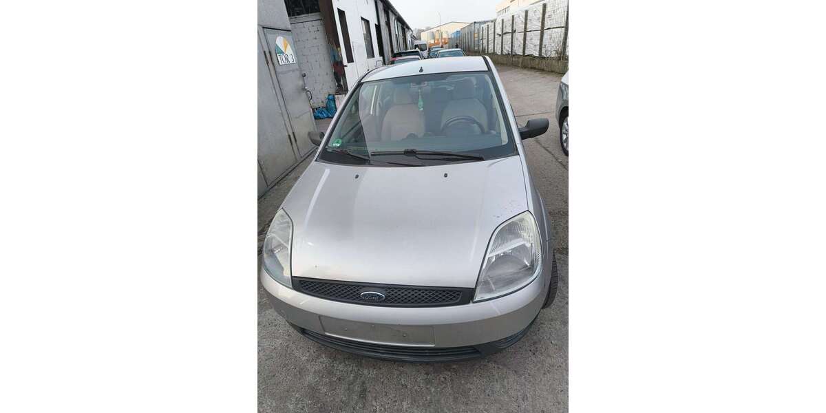 Ford Fiesta 99.854 km 2.599 &euro; Lilienthal 28865