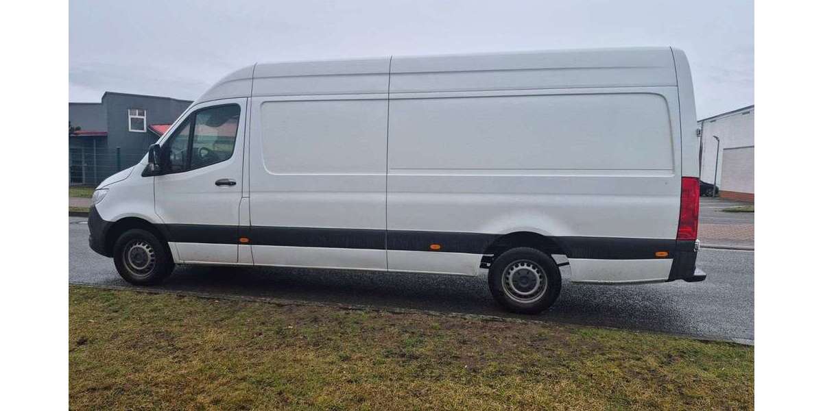 Mercedes-Benz Sprinter 127.575 km 22.795 &euro; Achim 28832