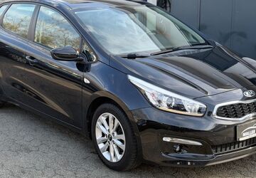 Kia ceed / Ceed 89.000 km 10.990 &euro; Bremen 28219