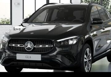 Mercedes-Benz GLA 180 9.900 km 40.500 &euro; Bremen 28329