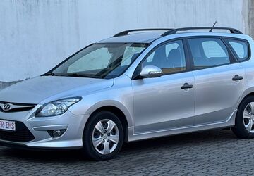 Hyundai i30 213.000 km 1.925 &euro; Bremen 28201