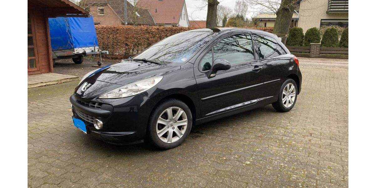 Peugeot 207 170.000 km 1.990 &euro; Emtinghausen 27321
