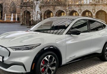 Ford Mustang Mach-E 33.000 km 31.750 &euro; Bremen 28207