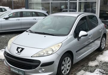Peugeot 207 98.000 km 3.199 &euro; Lilienthal 28865