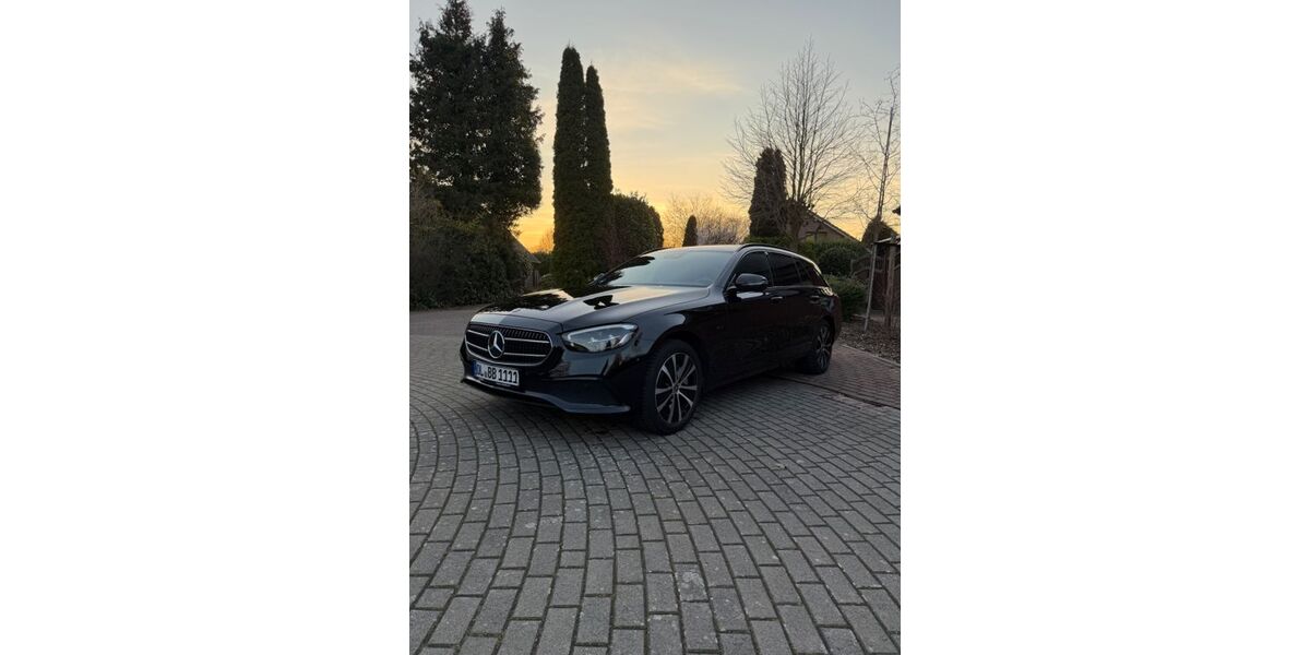 Mercedes-Benz E 300 123.000 km 27.400 &euro; Ganderkesee 27777