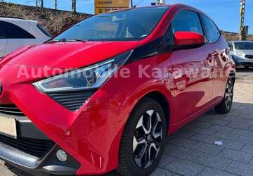 Toyota Aygo 15.000 km 10.550 &euro; Bremen 28215
