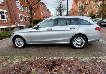 Mercedes-Benz C 220 168.000 km 15.500 &euro; Bremen 28215