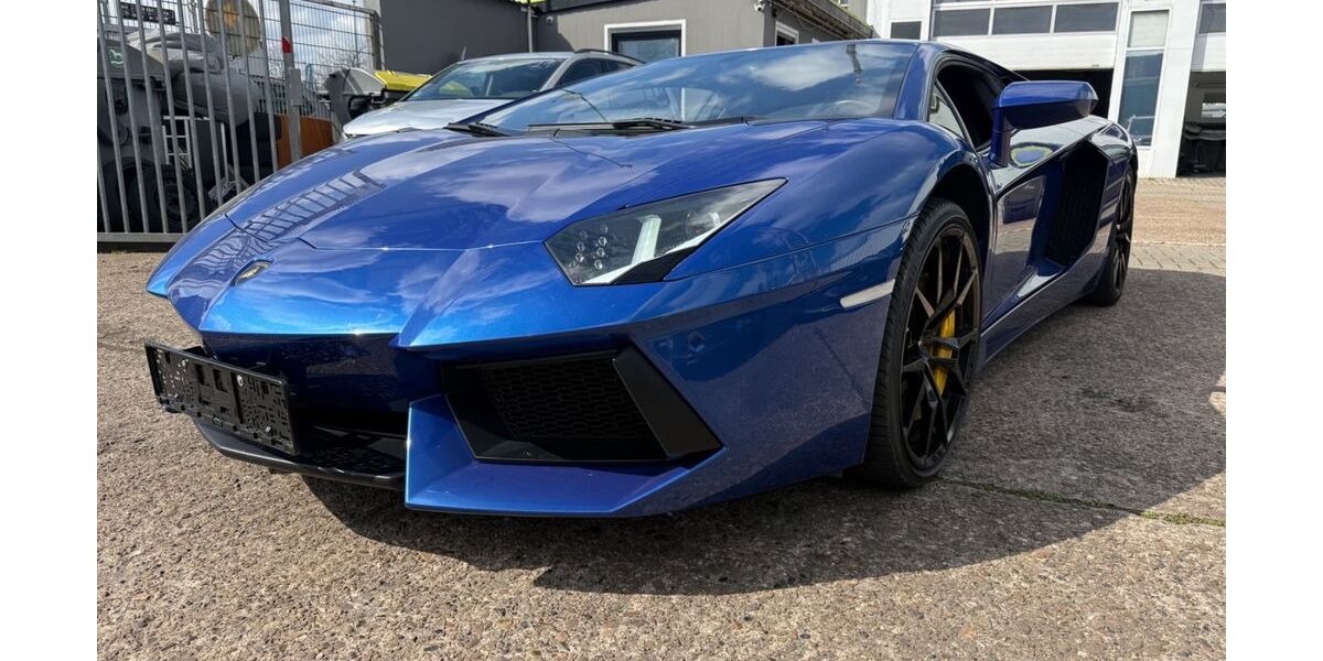 Lamborghini Aventador 37.900 km 275.000 &euro; Bremen 28217