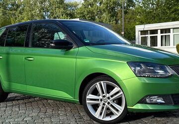 Skoda Fabia 80.000 km 8.990 &euro; Bremen 28329