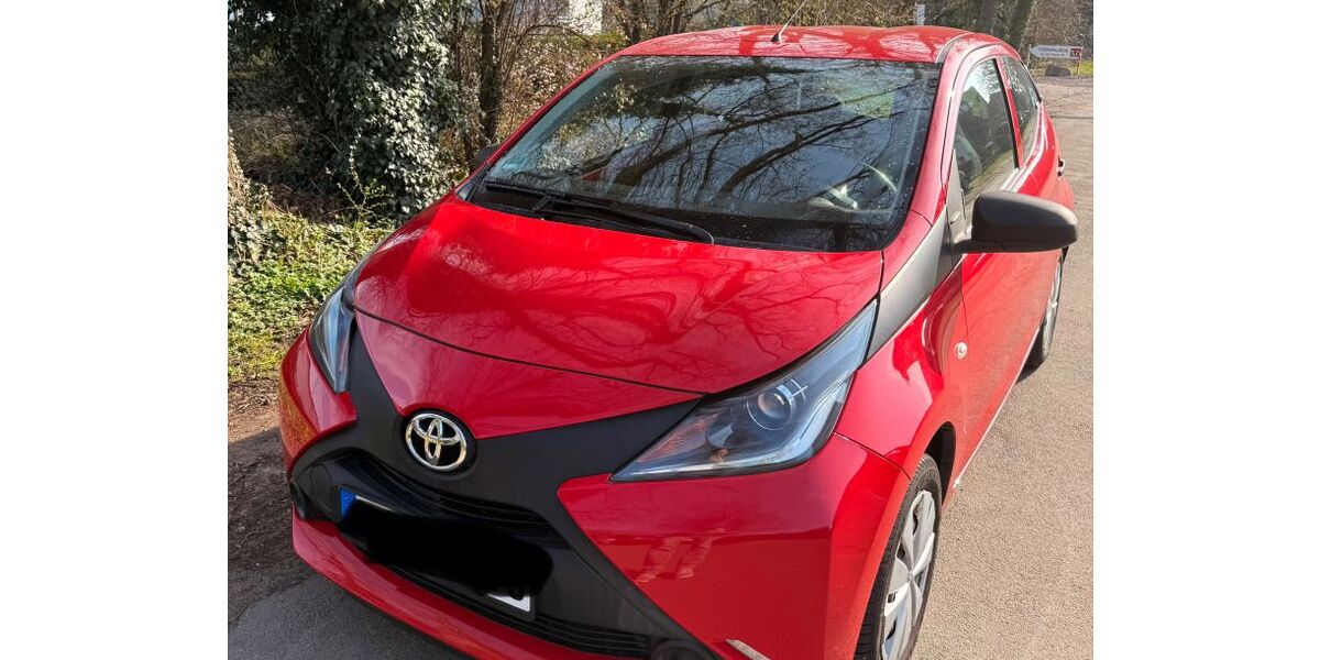 Toyota Aygo (X) 24.500 km 7.499 &euro; Delmenhorst 27751