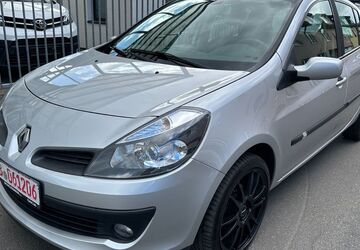Renault Clio 142.500 km 3.900 &euro; Bremen 28215