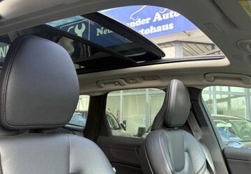 Volvo XC60 142.000 km 33.558 &euro; Bremen 28199