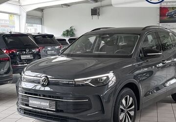 VW Tiguan 1.500 km 39.950 &euro; Achim-Uesen 28832