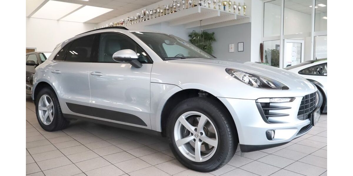 Porsche Macan 82.258 km 31.850 &euro; Stuhr-Bremen 28816
