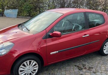 Renault Clio 135.000 km 2.000 &euro; Bremen 28199