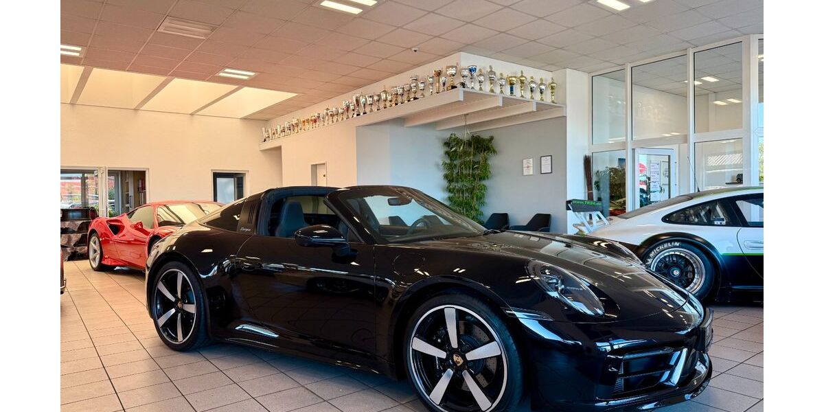 Porsche 992 23.792 km 158.850 &euro; Stuhr-Bremen 28816