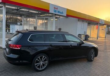 VW Passat Variant 214.000 km 12.850 &euro; Bremen 28777