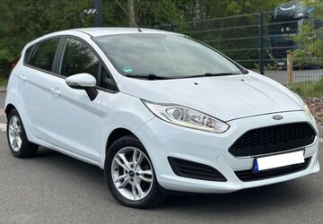 Ford Fiesta 145.000 km 4.900 &euro; Bremen 28307