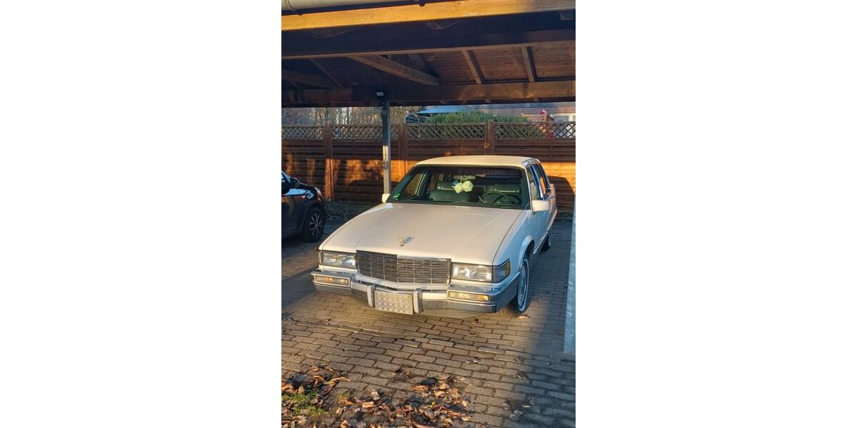 Cadillac Deville 77.000 km 3.500 &euro; Sandhausen/Osterholz-Scharmbeck 27711