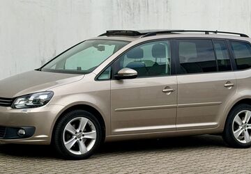 VW Touran 140.000 km 9.300 &euro; Bremen 28201