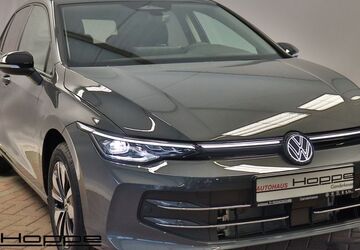 VW Golf 2.500 km 36.580 &euro; Ganderkesee 27777