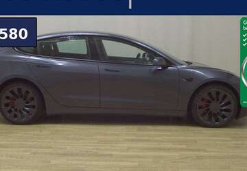 Tesla Model 3 126.568 km 25.980 &euro; Bremen 28279