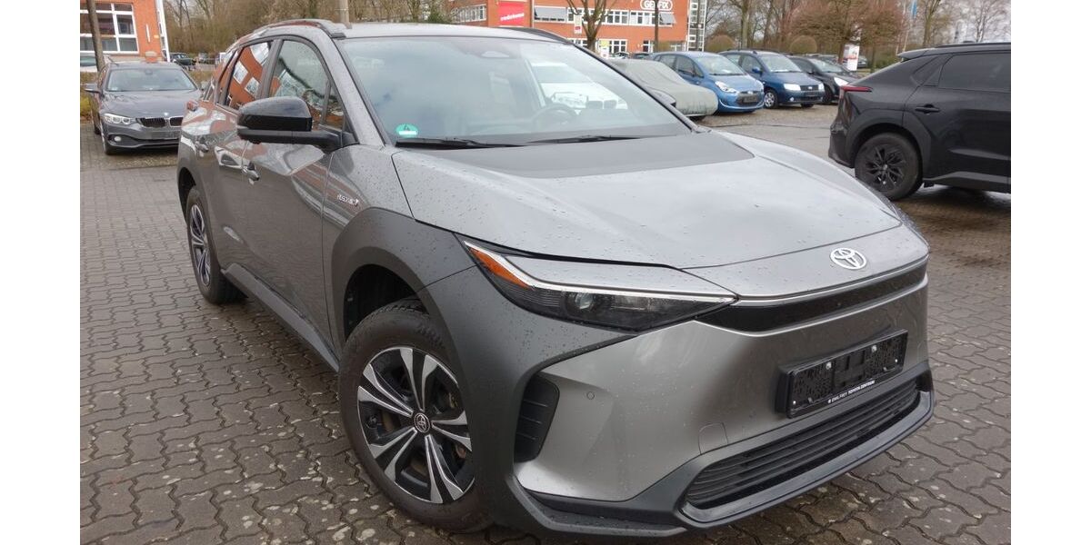 Toyota bZ4X 49.998 km 23.950 &euro; Bremen 28357
