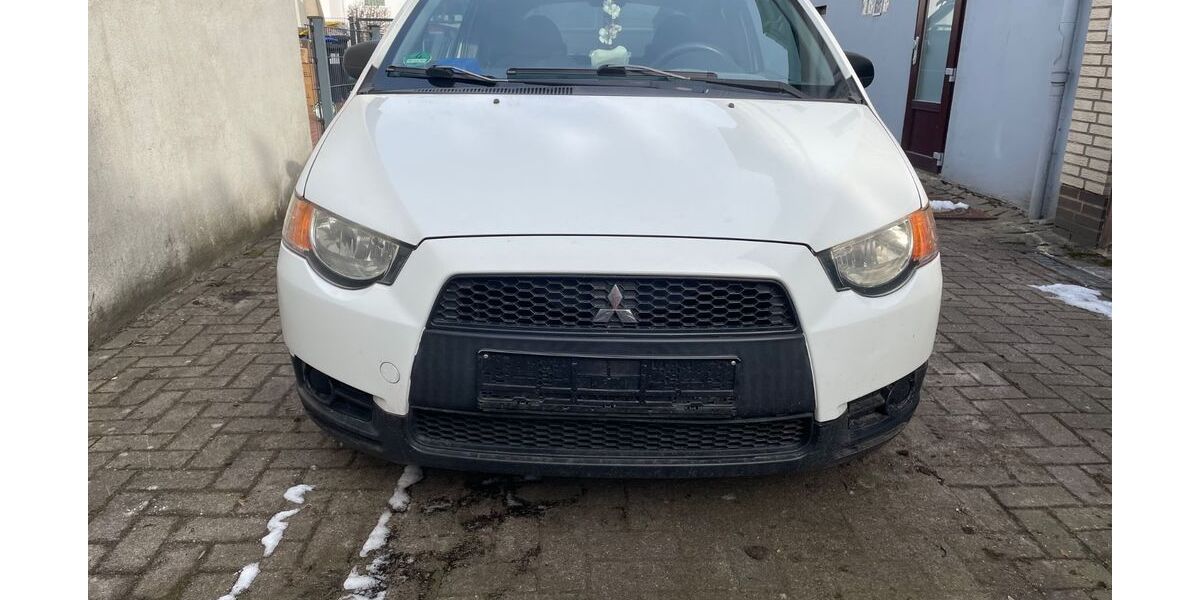 Mitsubishi Colt 118.389 km 1.999 &euro; Bremen 28719