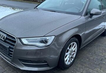 Audi A3 141.200 km 8.900 &euro; Bremen 28755