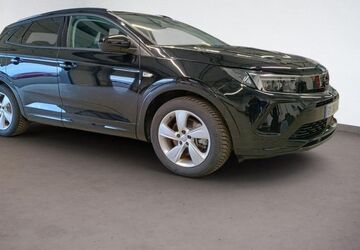 Opel Grandland (X) 8.392 km 26.990 &euro; Bremen 28779