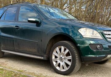 Mercedes-Benz ML 320 405.000 km 3.490 &euro; Bremen 28197