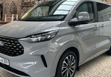 Ford Tourneo Custom 5.000 km 64.990 &euro; Bremen 28207