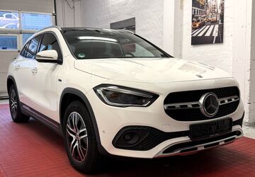 Mercedes-Benz GLA 250 130.000 km 28.900 &euro; Bremen 28207