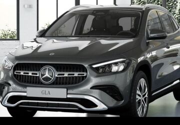 Mercedes-Benz GLA 180 3.726 km 36.490 &euro; Bremen 28307