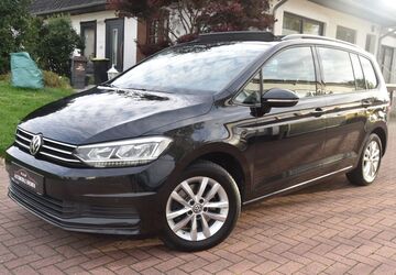 VW Touran 246.292 km 8.499 &euro; Bremen 28719