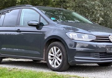 VW Touran 259.000 km 8.990 &euro; Bremen 28197