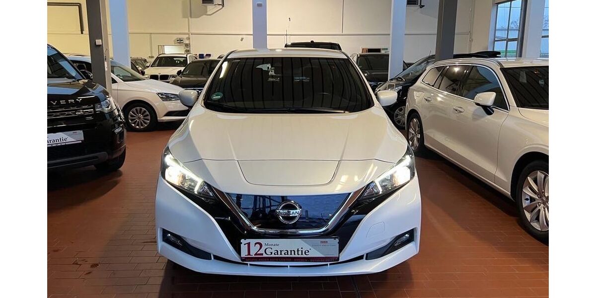 Nissan Leaf 64.000 km 12.500 &euro; Bremen 28199