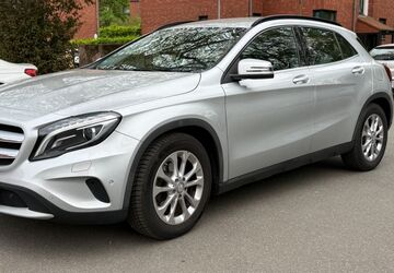 Mercedes-Benz GLA 200 135.000 km 12.999 &euro; Bremen 28239